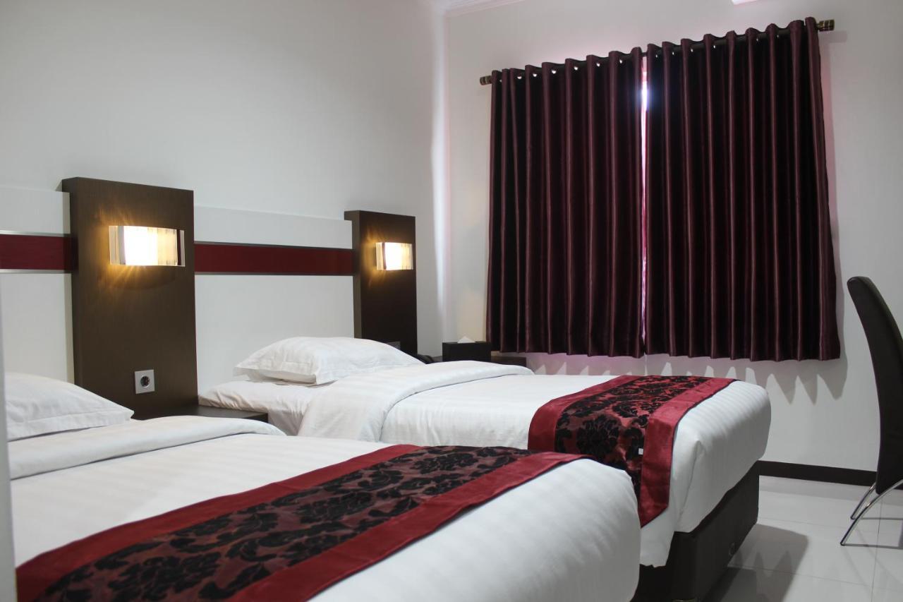 Idea'S Hotel Jalan Ibrahim Aji Bandung Exterior foto